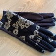 Handschoenen blauw met bloemen.